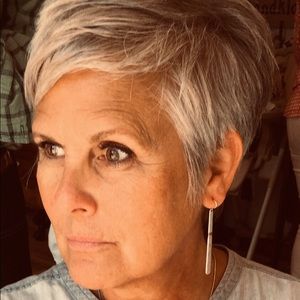 Meet your Posher, Dawn